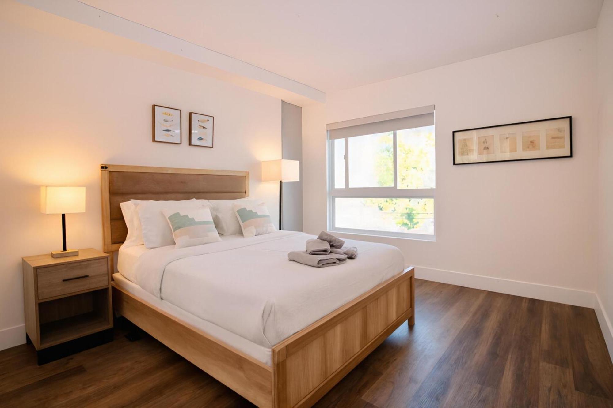 Los Angeles Premium City Suites - Free Secured Parking, Los Angeles